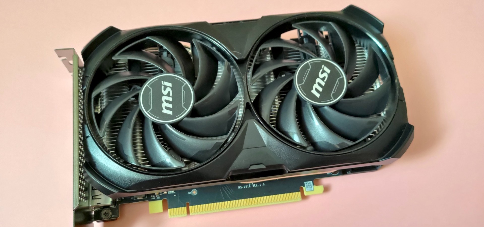 RTX 4060, de rendimiento comparado a la RTX 5050